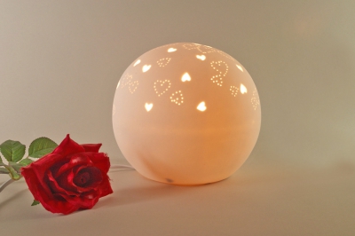 Tischlampe, Tischleuchte, Porzellan, Deko, Licht, Durchbrüche, Herz, rund, Ø21cm - 1